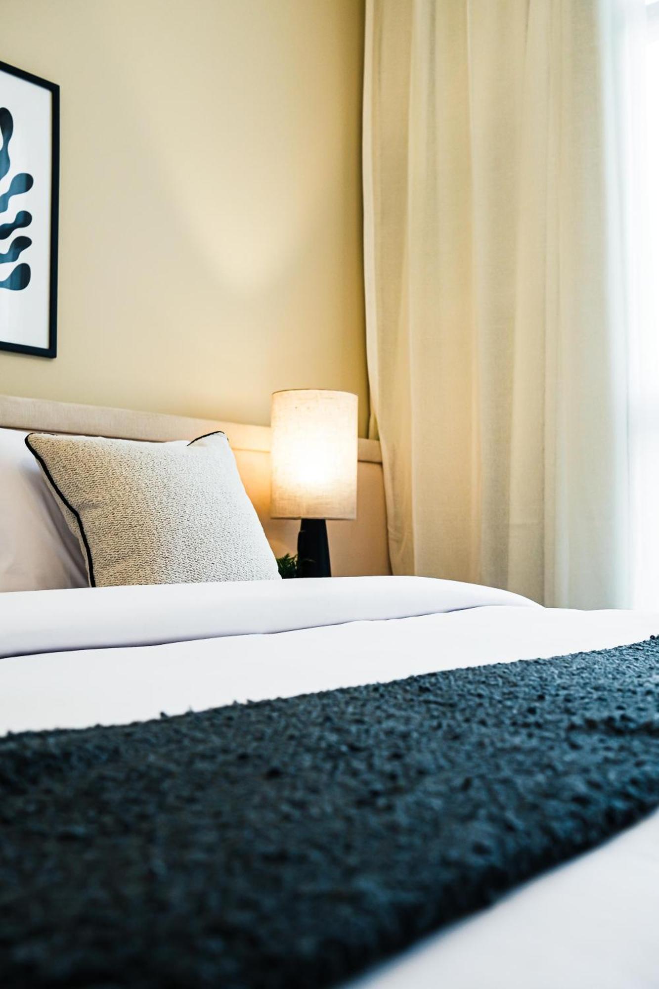 2br Cfc Aura Living *