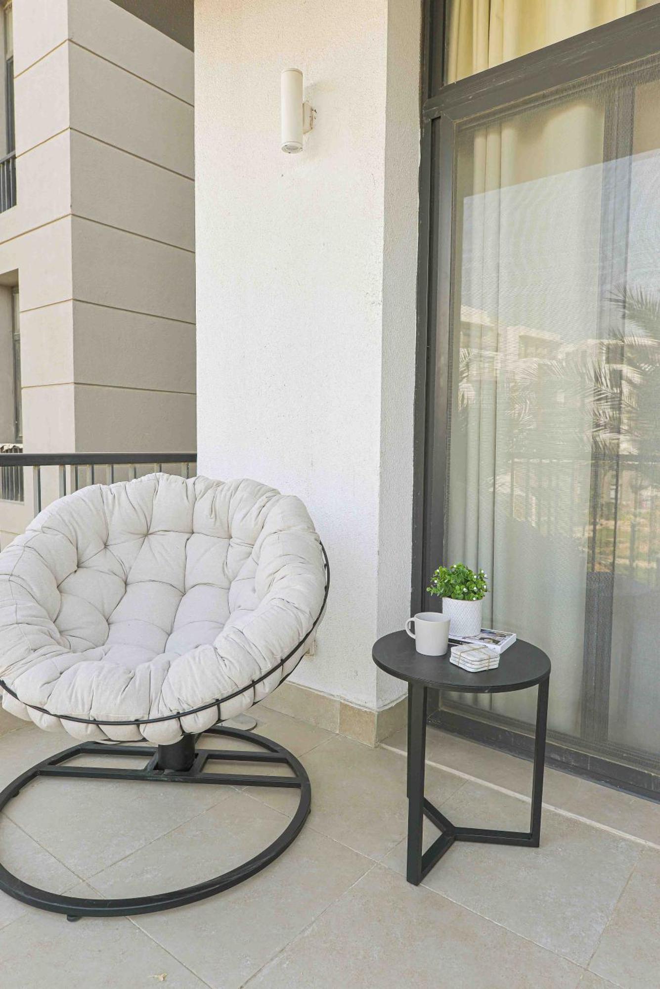 2br Cfc Aura Living *